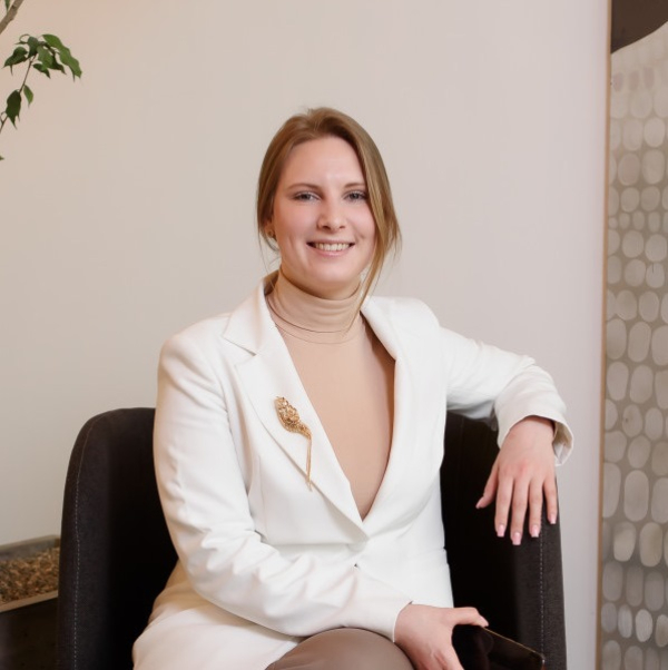 Олена Крамаровська