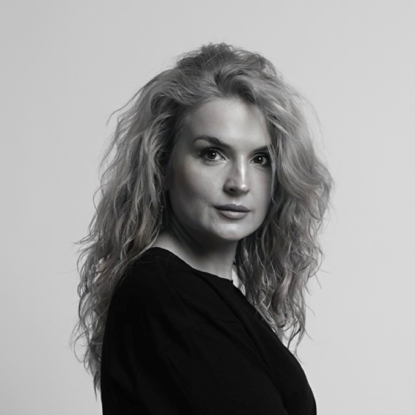 Міла Курбатова